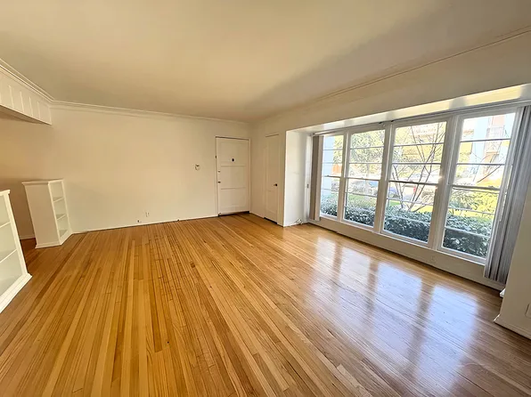 922 Idaho Ave #B, Santa Monica, CA 90403