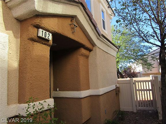 4th image of 1069 Slate Crossing Ln Unit 2