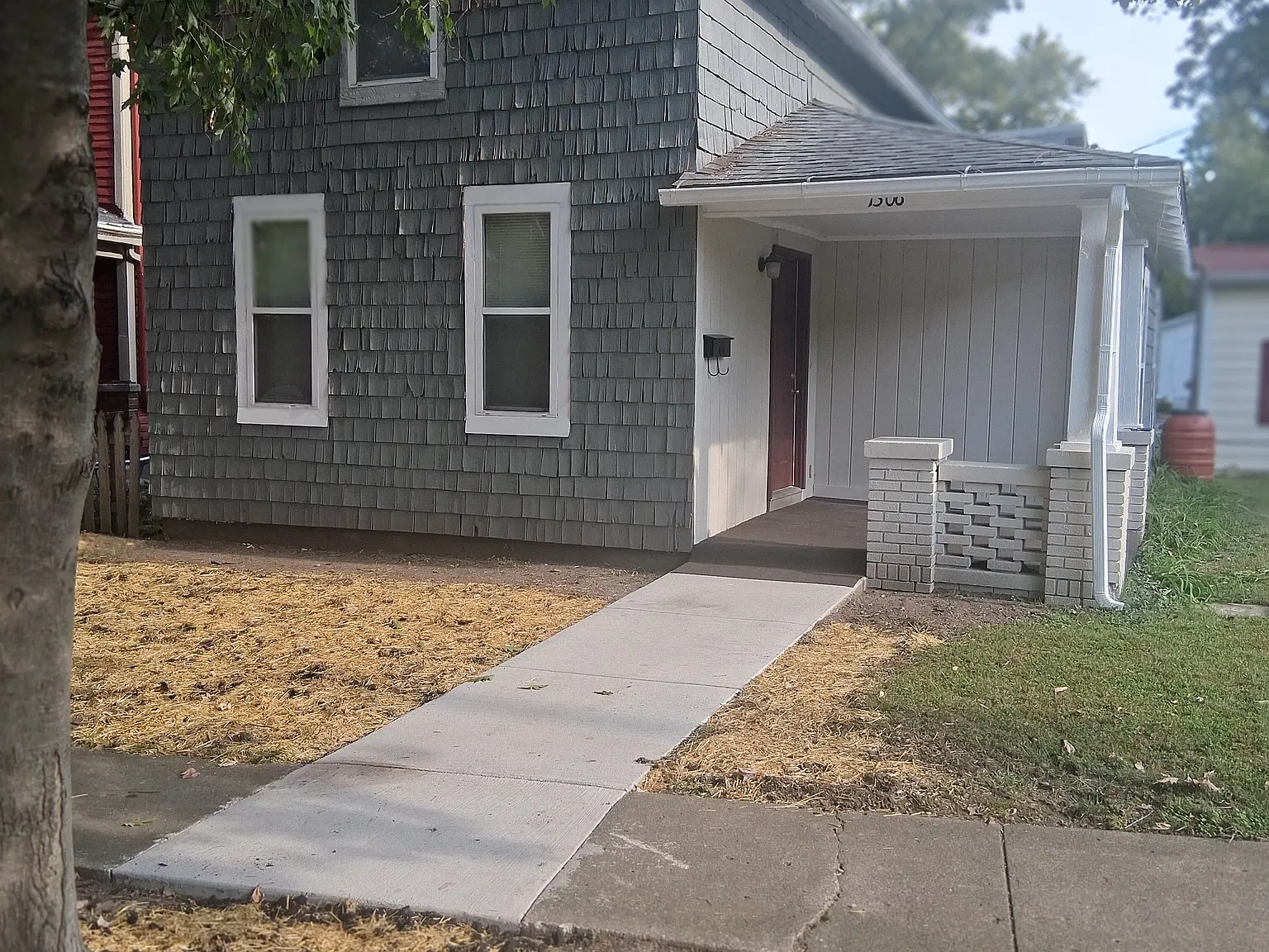 3 bed, 1400 sqft, $1,500 — Photo 2