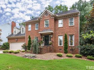 102 Windswept Ln, Cary, NC 27518