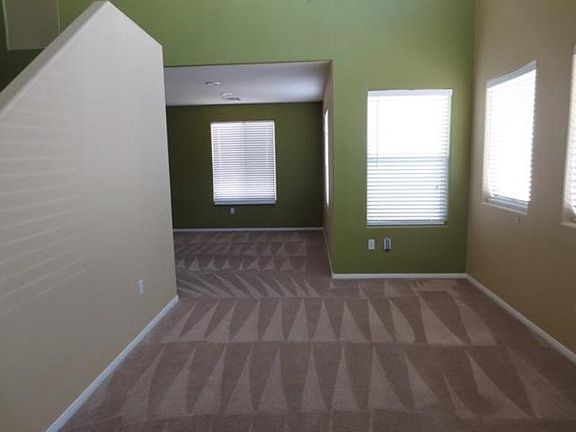 3rd image of 7413 Mojave Canyon St