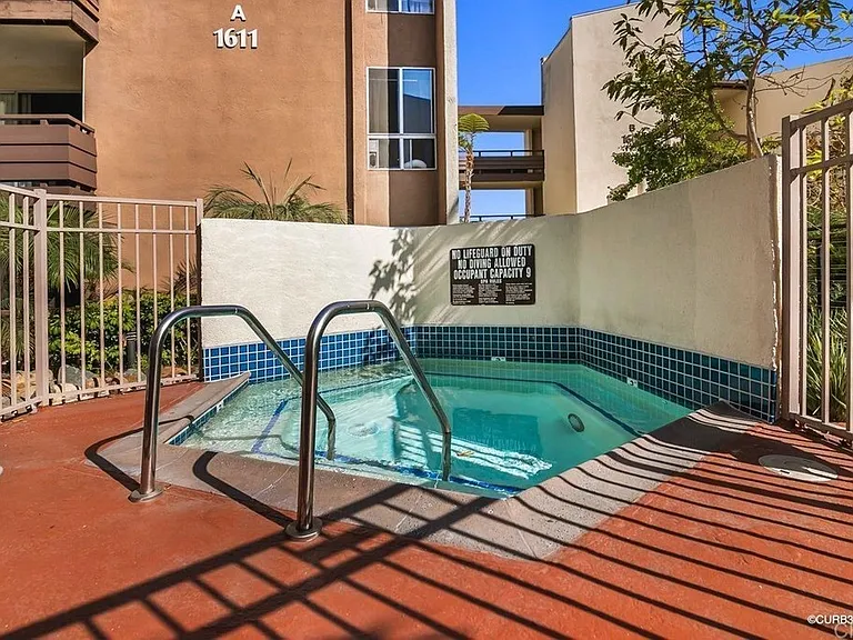 1621 Hotel Cir S #E322 — Photo 12