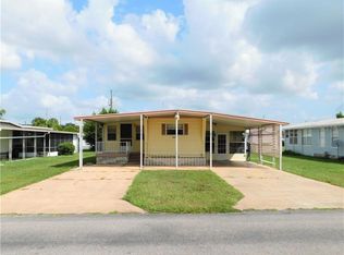 37229 8th Ave, Zephyrhills, FL 33542