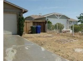 10446 Cimmeron Trail Dr, Adelanto, CA 92301