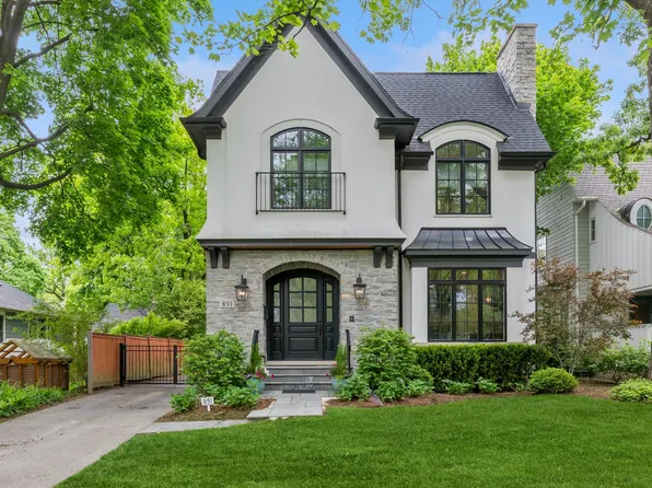 891 Spruce St, Winnetka, IL 60093