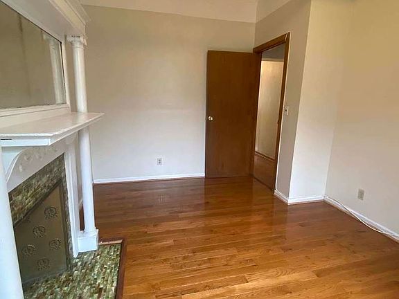 4th image of 24 Hawthorne St APT 2