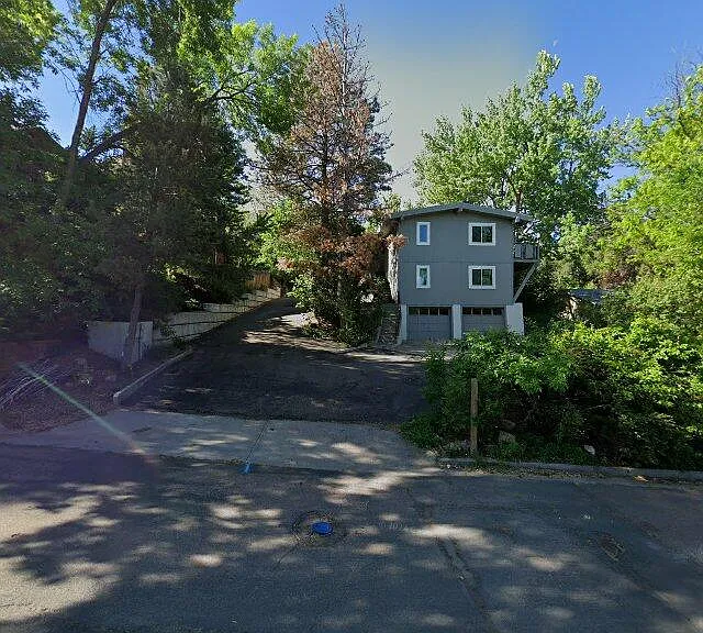 61 Newport Cir #A — Photo 1
