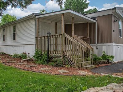 209 Evergreen Village Road, Platteville, WI, 53818