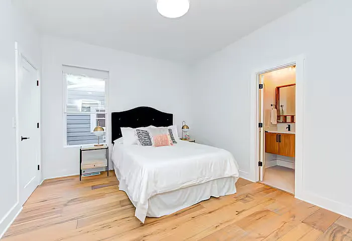 429 E Morris St #1 — Photo 8