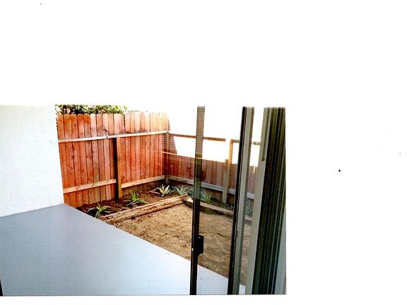 5th image of 740 S Jordan Ave