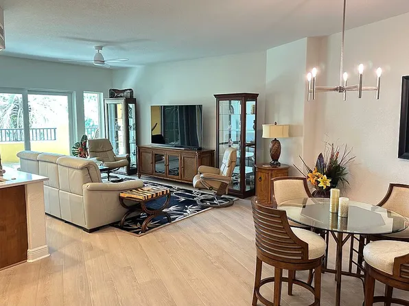 501 Haben Blvd Unit 302, Palmetto, FL 34221