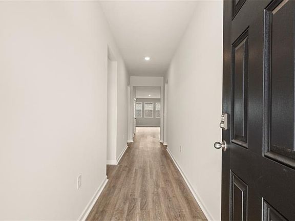 3rd image of 2242 Edgecombe Ln