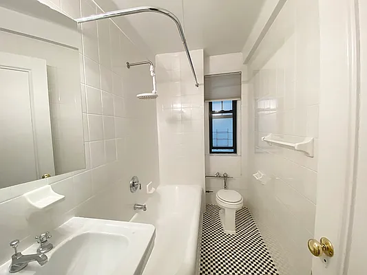 Rented by Rachel Realty | media 22