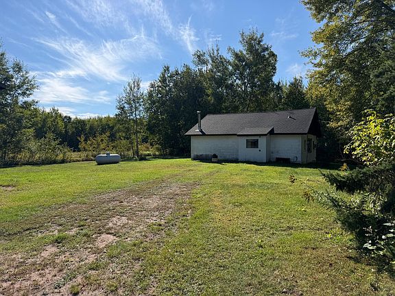 3rd image of 69980 County Highway 61