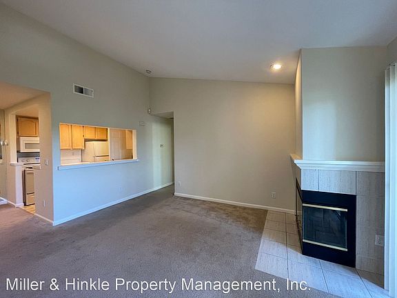 2nd image of 892 Goose Lake Ct