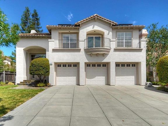 2nd image of 2001 Spanish Bay Ct