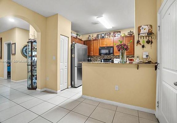 5th image of 27554 SW 140th Ave