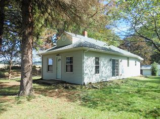 3231 Kinsley Dr NE, Hartville, OH 44632