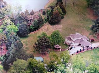 909 E Chinquapin Trl, Winslow, AR 72959