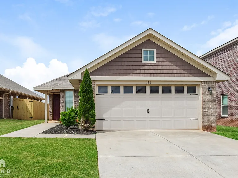136 Pitts Griffin Dr — Photo 1