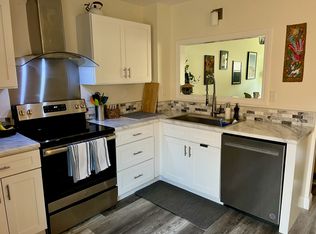 89 N Champlain St, Burlington, VT 05401