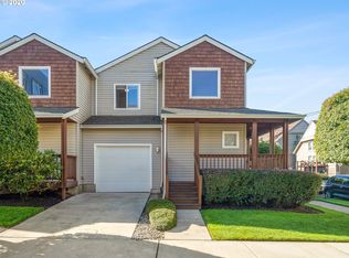 102 SE 105th Ave, Portland, OR 97216