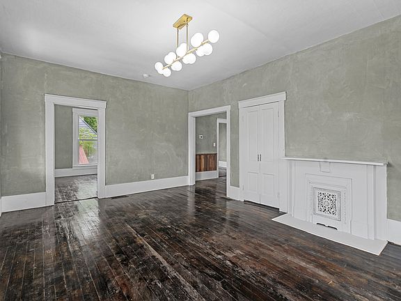 3rd image of 857 Leestown Ln