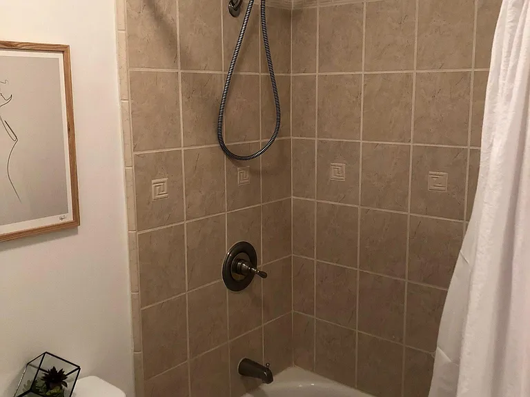 964 Larrabee St #205 — Photo 12