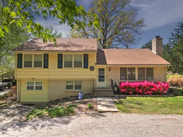 3 Eastridge Dr, Arkansas City, KS 67005