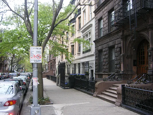 Rented by Yorgan Group, LLC | media 25