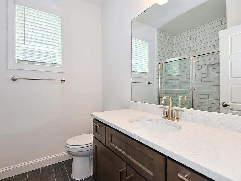 1739 Crest Rd — Photo 9