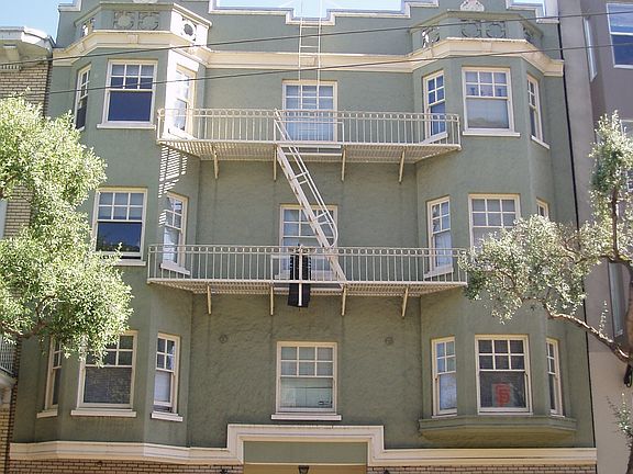 2nd image of 1875 Sacramento St #0