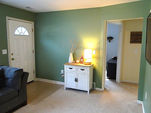 4th image of 12031 Cardwell St