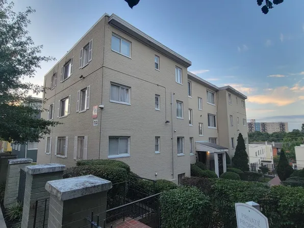 713 Brandywine St SE APT 301, Washington, DC 20032