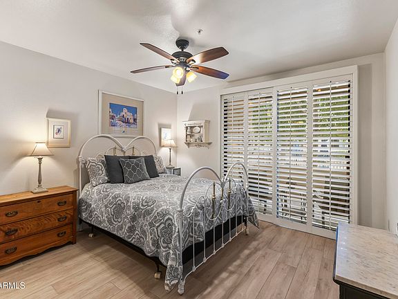 5th image of 750 E NORTHERN Avenue #1075