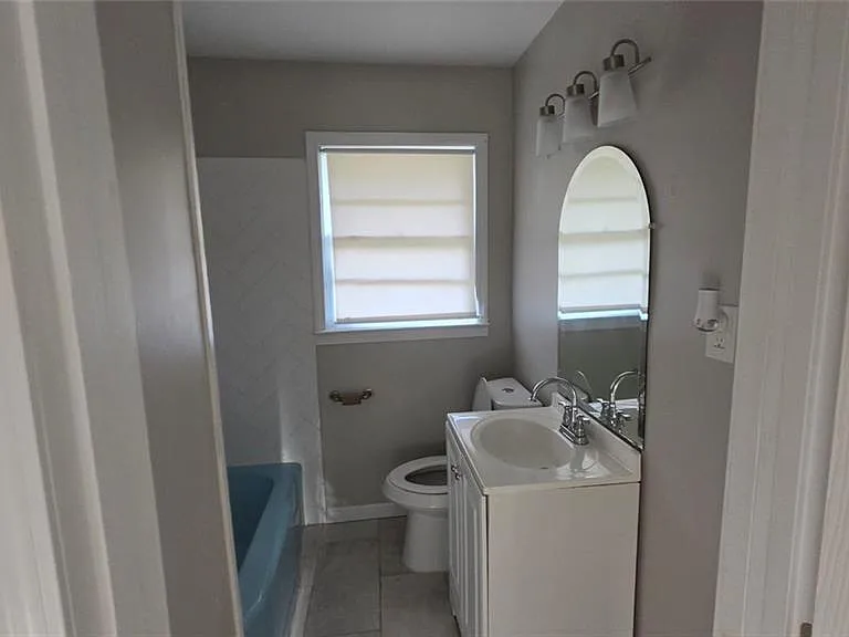 136 Hillsdale Dr SE — Photo 9