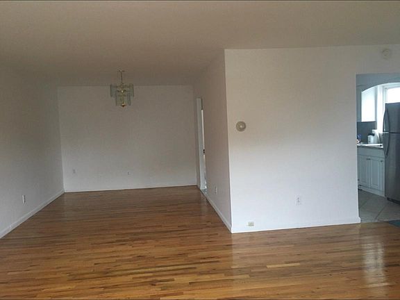 2nd image of 8683 Bay Pkwy #3FL