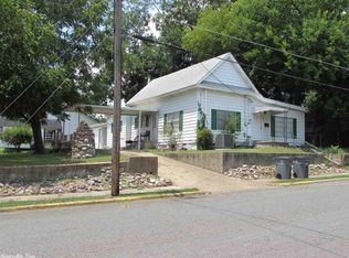 824 6th St, Hot Springs, AR 71913