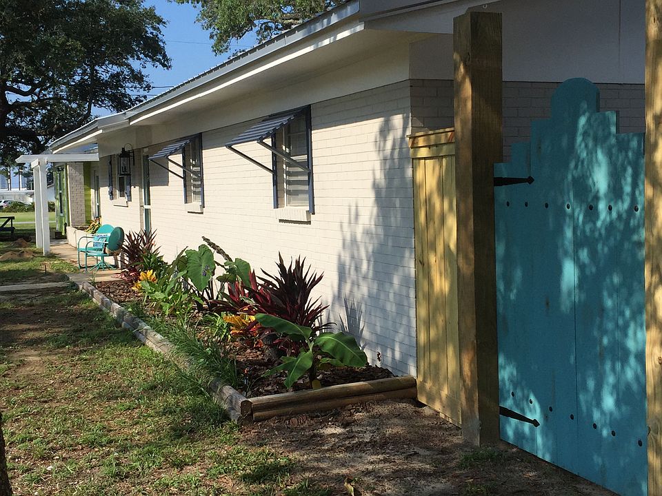 Tropicals & Bermuda Shutters