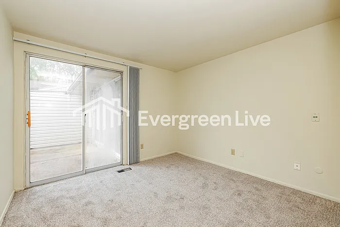 5664 Troy Villa Blvd — Photo 10