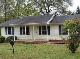 14 Baggott Rd, Inman, SC 29349