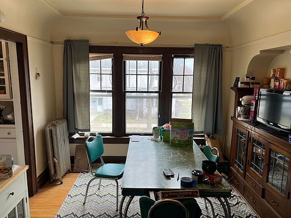 3rd image of 5104 W Wisconsin Ave #1
