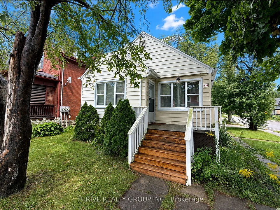 538 Quebec St #UPPER
