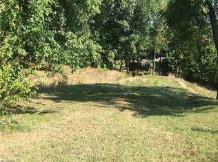 Franwood Pl, Parkersburg, WV 26104