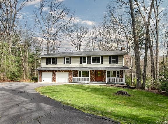 2nd image of 42 Tamara Ct