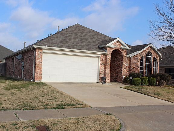 2nd image of 941 Zachary Dr