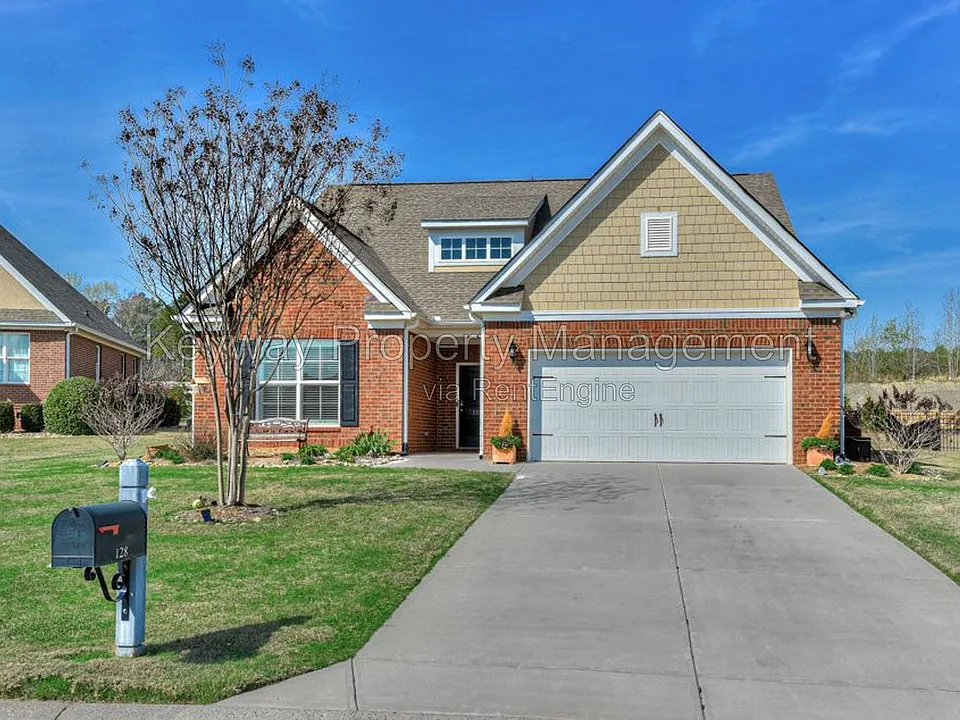 128 Fitzsimmons Dr