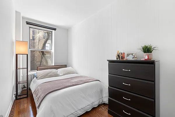 Rented by Compass | media 3