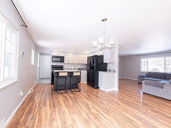5th image of 5014 Ozark Dr