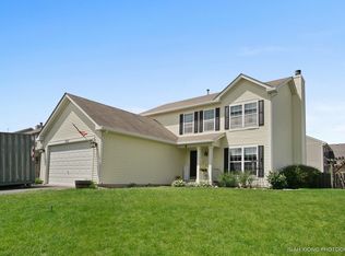 2571 Rockport Rd, Hampshire, IL 60140